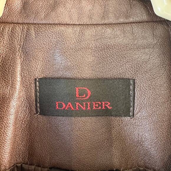 Danier‎ Vintage Leather Jacket Womens 2XL Brown Full Zip Butter Soft Above Knee - Picture 10 of 13